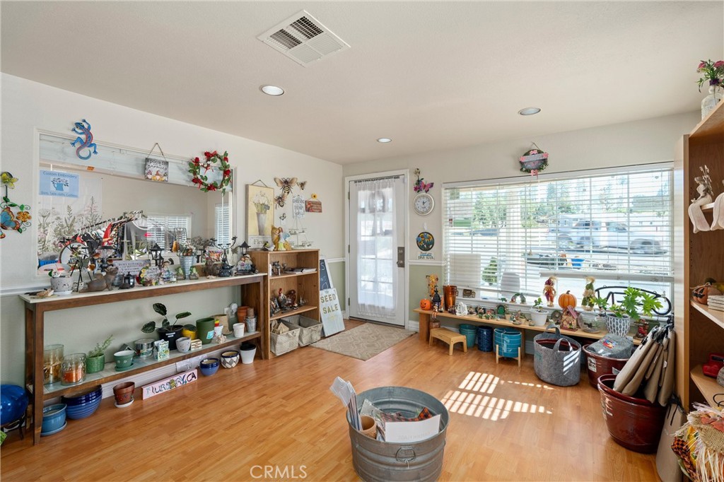 7671 Skyway Property Photo 13