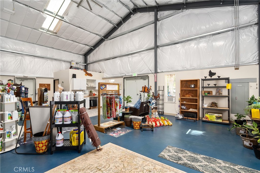 7671 Skyway Property Photo 34