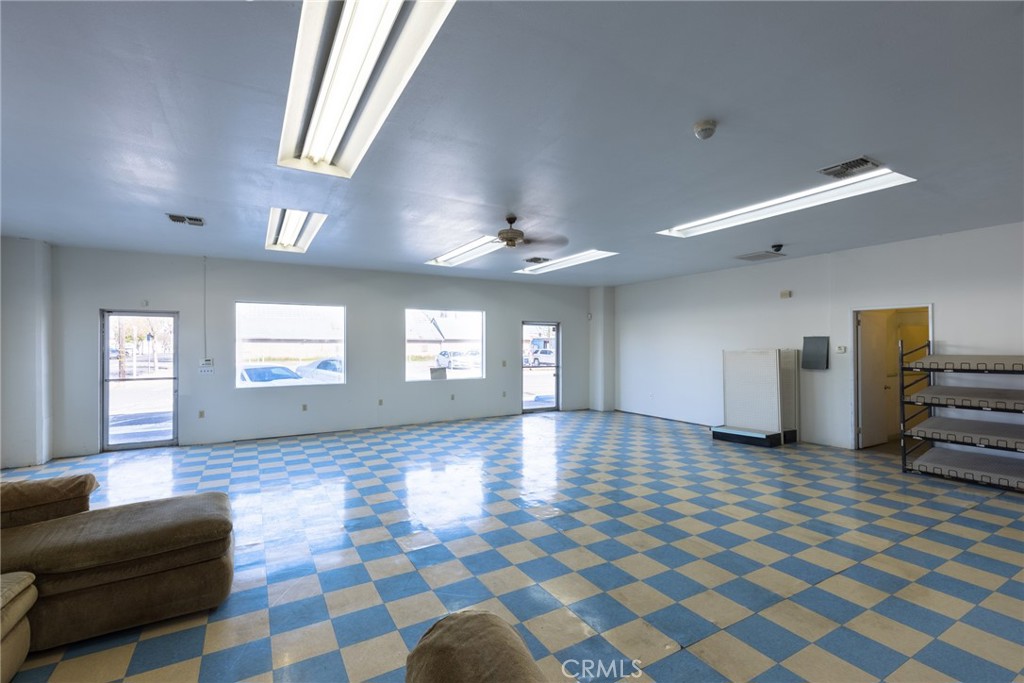 609 7th Street Property Photo 10