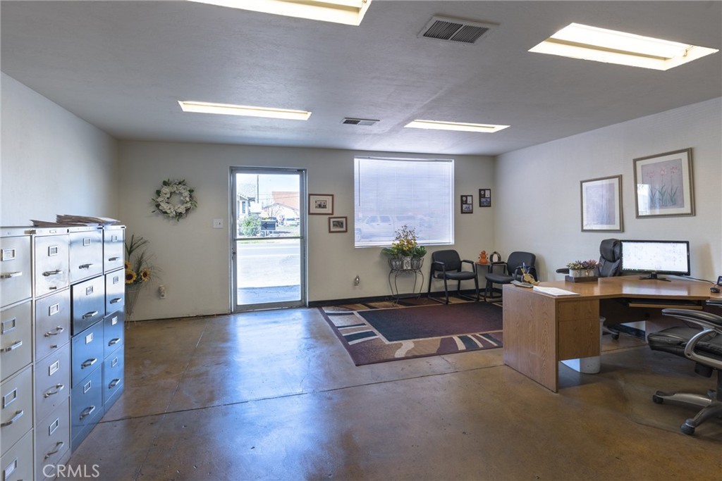 609 7th Street Property Photo 15