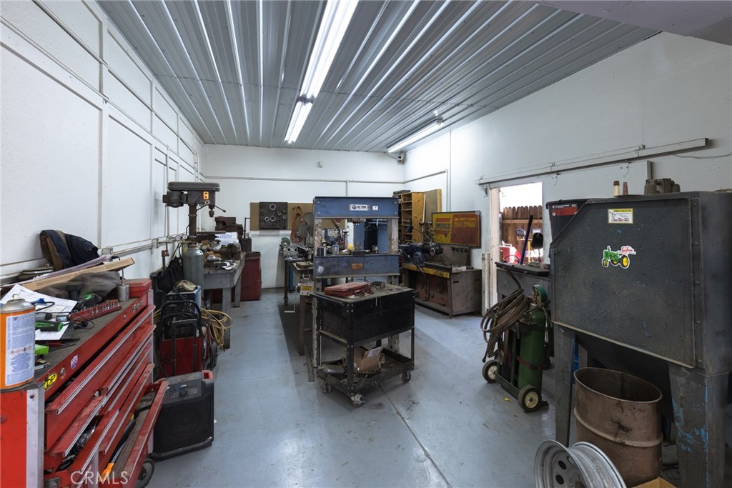 609 7th Street Property Photo 22