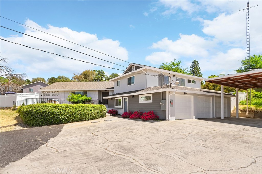 3055 Foothill Boulevard Property Photo 1