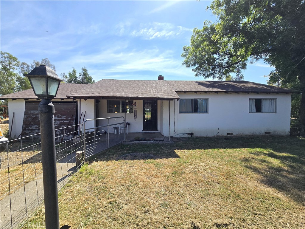 4204 County Road S Property Photo 1