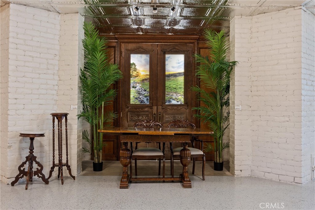 909 Jefferson Street Property Photo 26