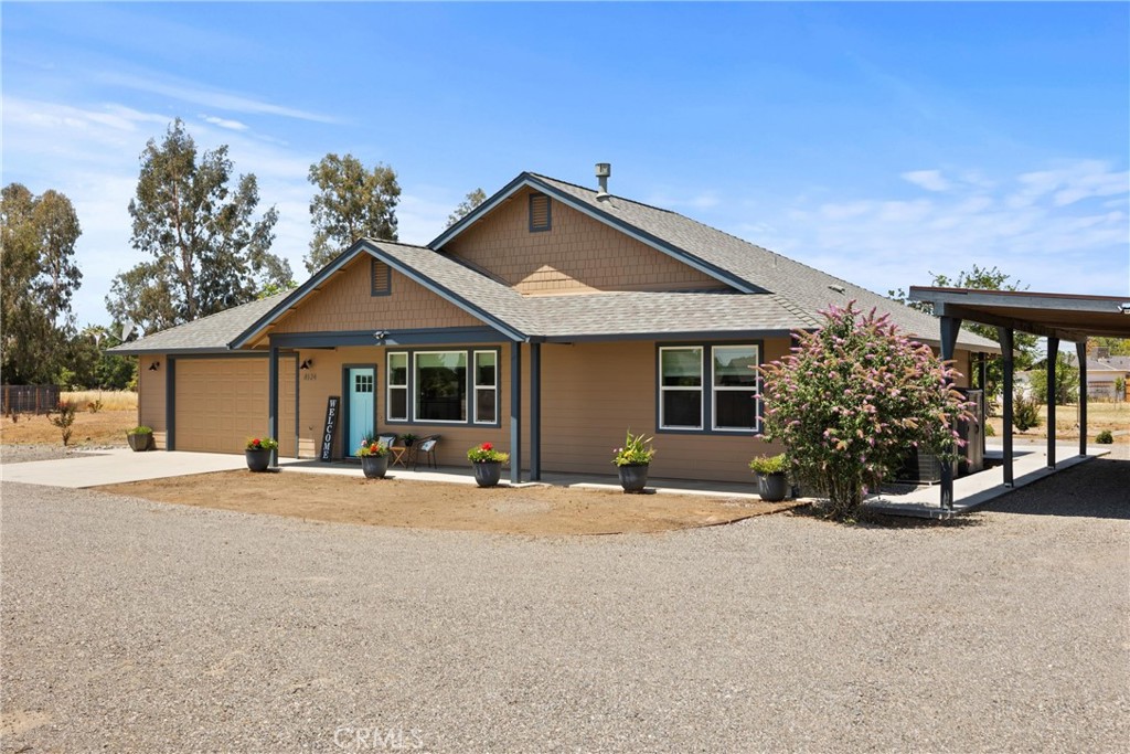 8124 Carlee Drive Property Photo 1