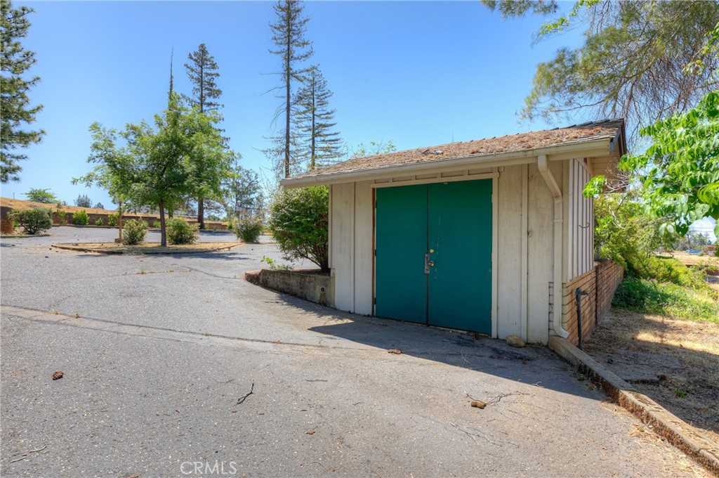 771 Buschmann Road Property Photo 18