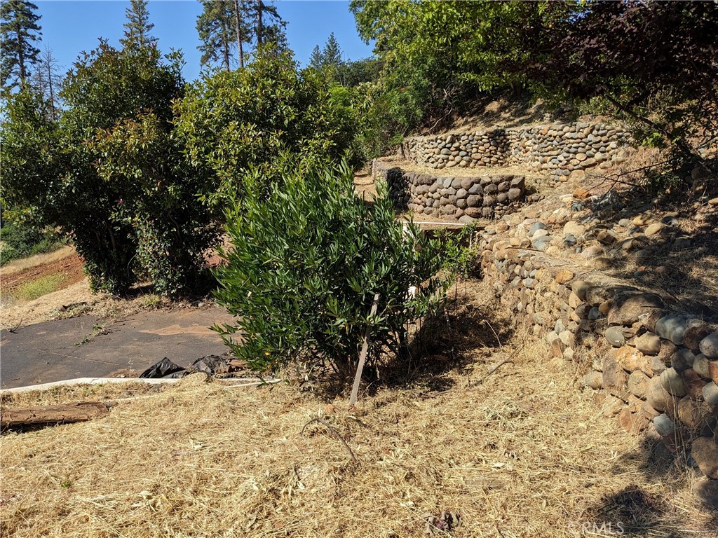 1880 Stearns Road Property Photo 2