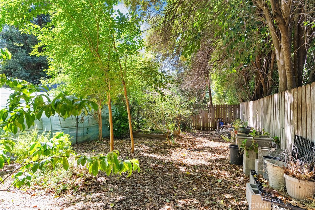1029 Salem Street Property Photo 10