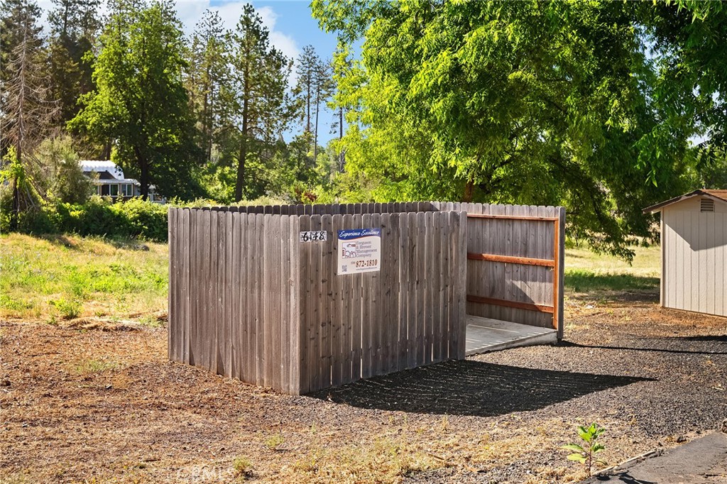 6118 Clark Property Photo 18