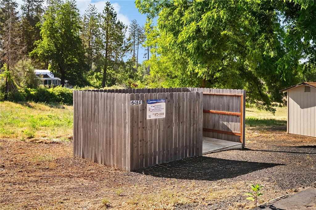 6118 Clark Property Photo 18