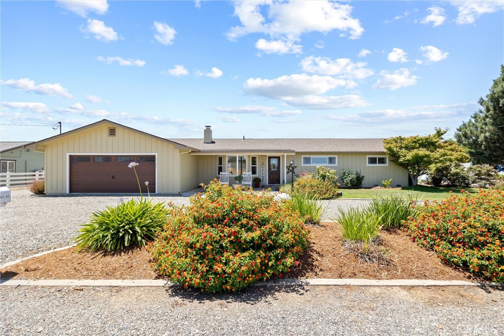4187 County Road M Property Photo 1