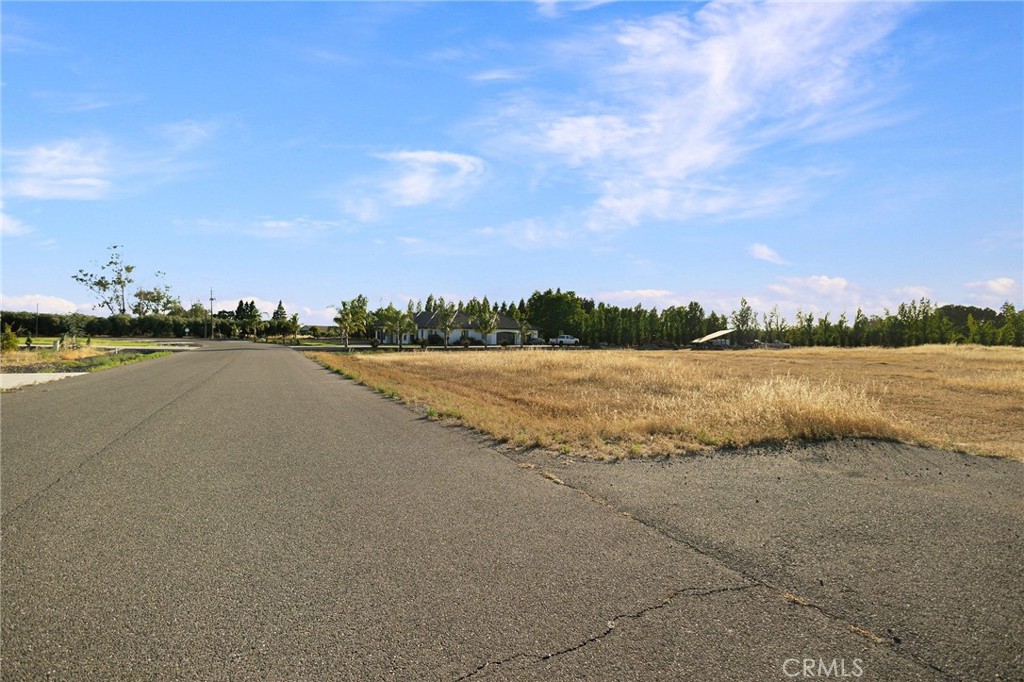 6690 County Road 21 Property Photo 11