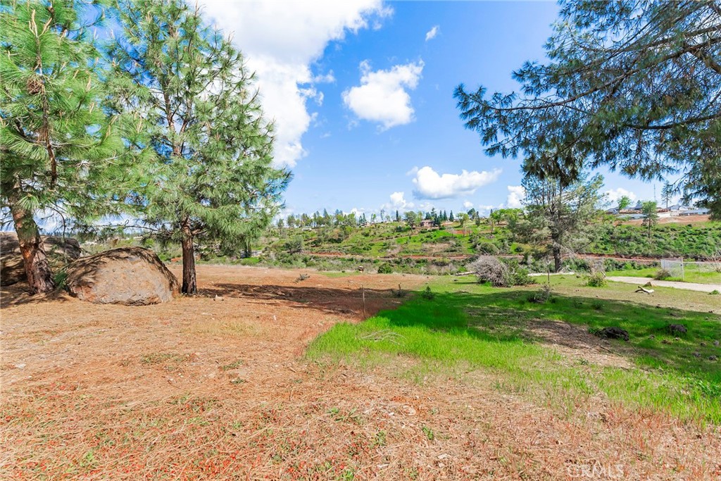 5805 Acorn Ridge Drive Property Photo 24