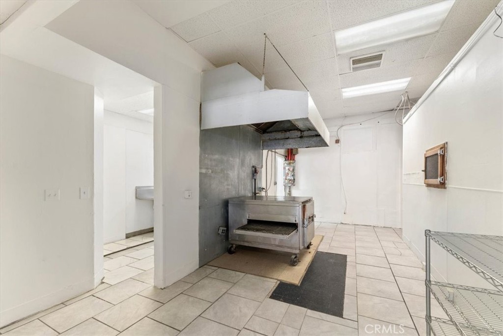 734 Main Street Property Photo 15