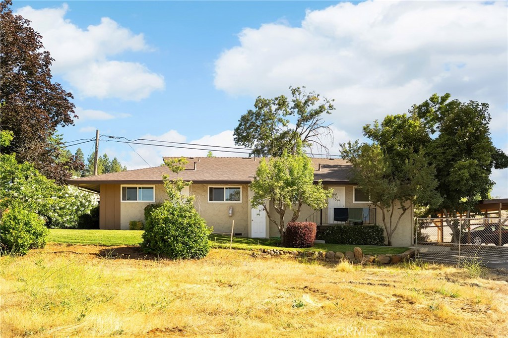 6118 Clark Property Photo 4
