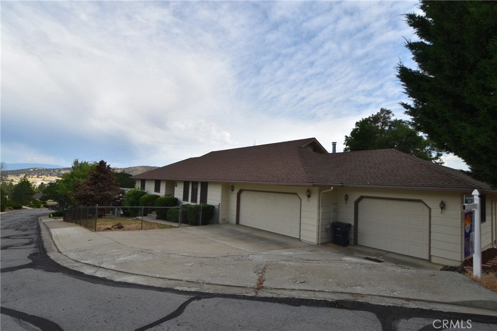 913 Northview Circle Property Photo 1