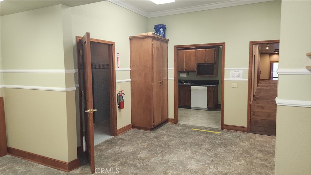 1367 E Lassen Avenue Property Photo 16