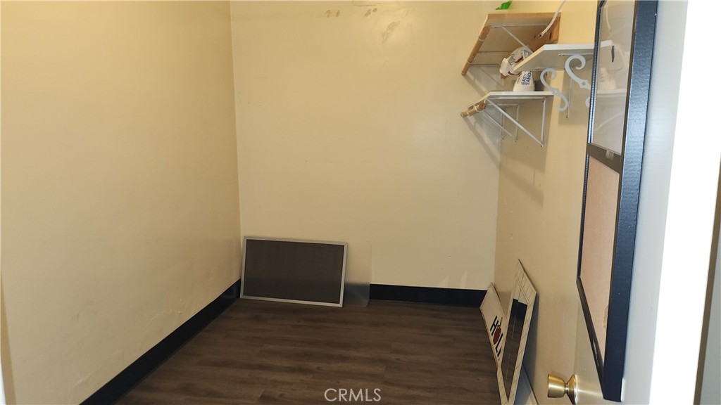 6848 Skyway T Property Photo 7