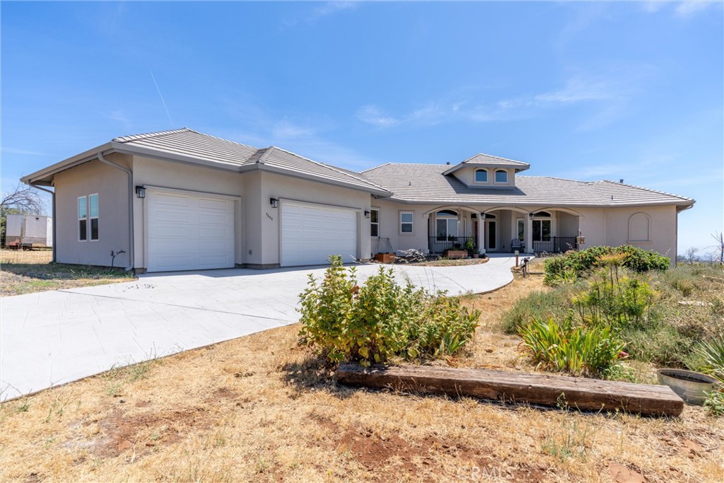 4620 Sandpiper Lane Property Photo 1