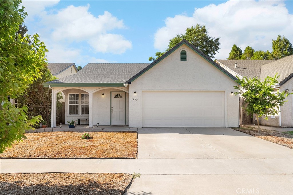 1057 Windsor Way Property Photo 1