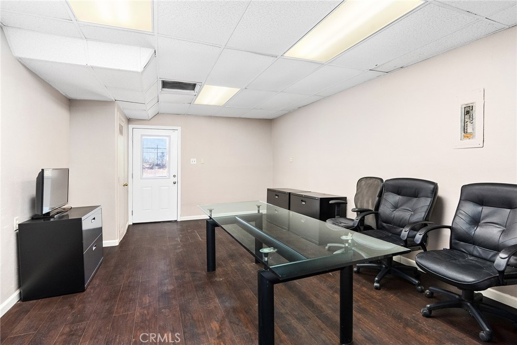 6333 Skyway Property Photo 12