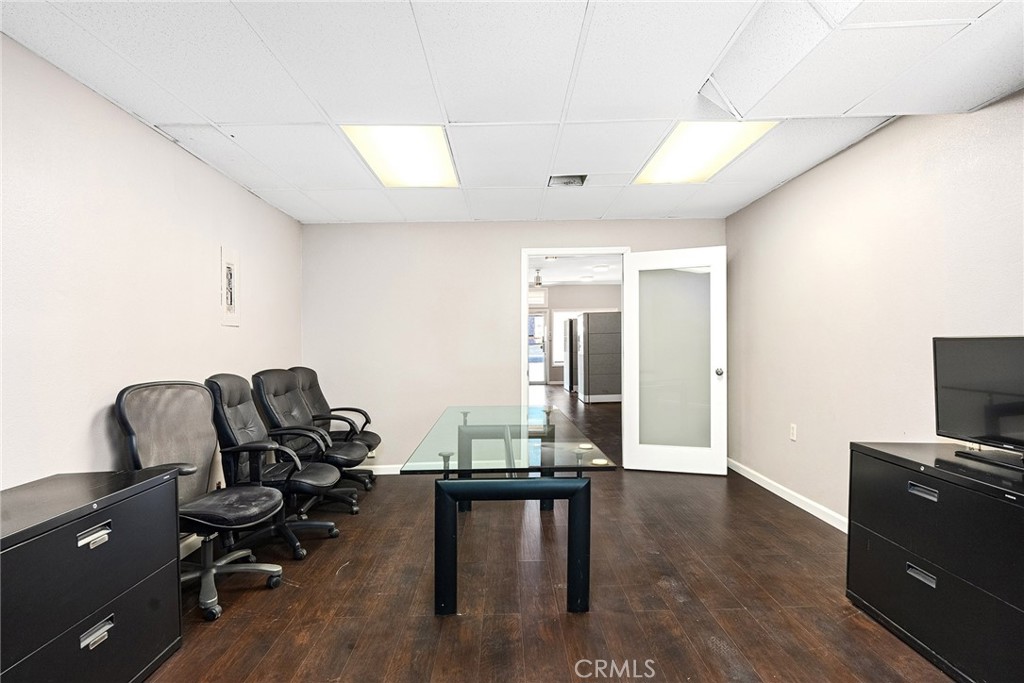 6333 Skyway Property Photo 14