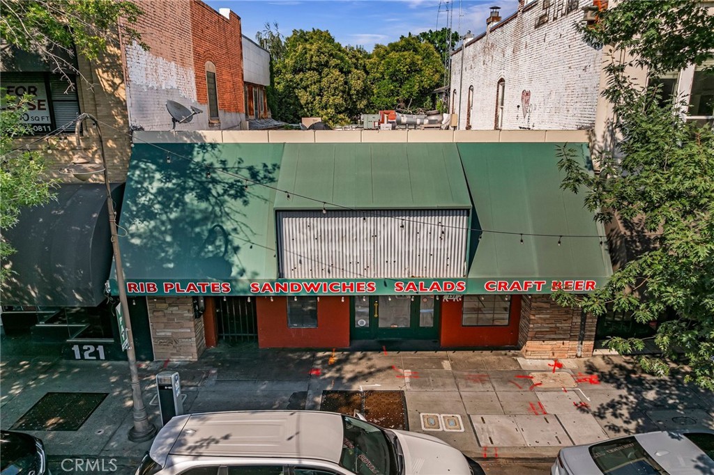 131 Broadway Street Property Photo 4