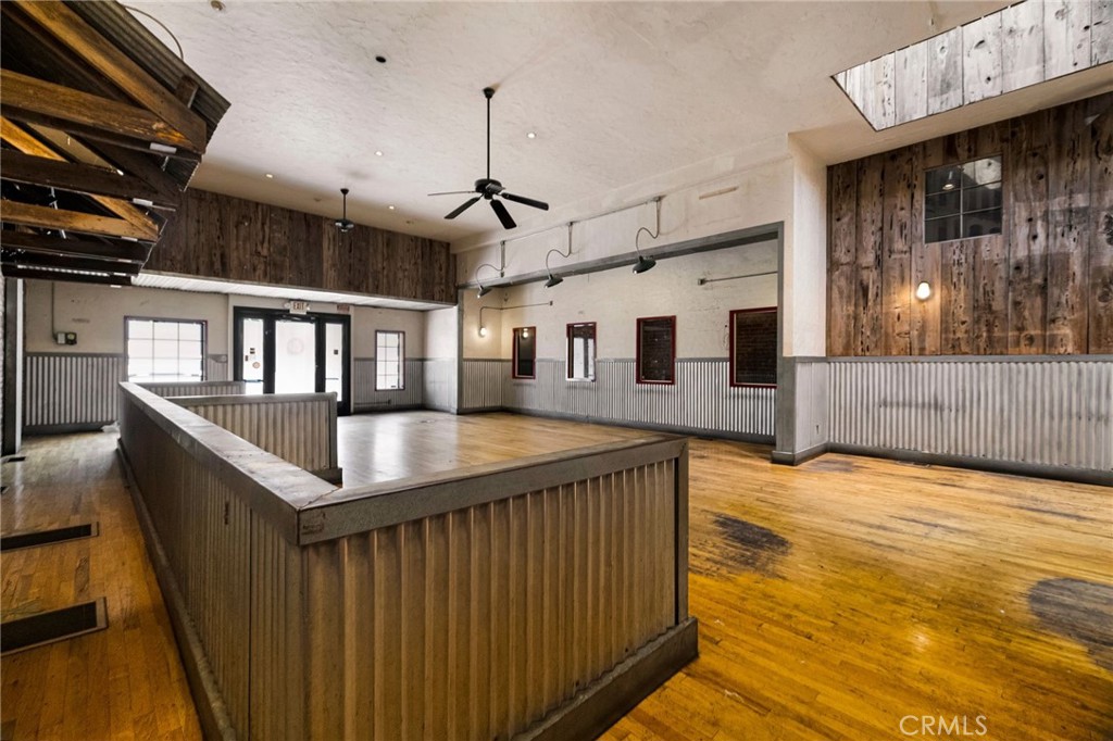 131 Broadway Street Property Photo 17