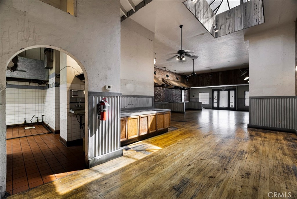 131 Broadway Street Property Photo 20