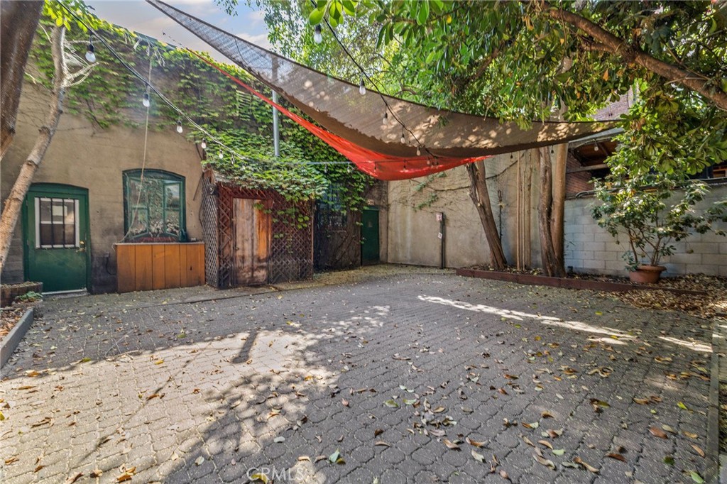 131 Broadway Street Property Photo 39