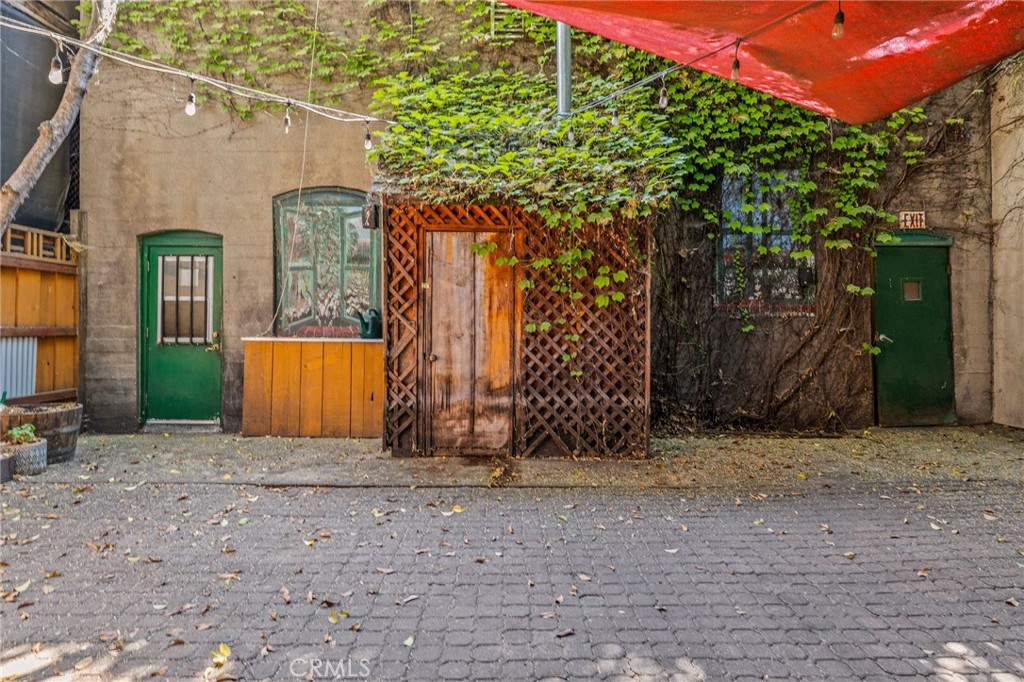 131 Broadway Street Property Photo 40