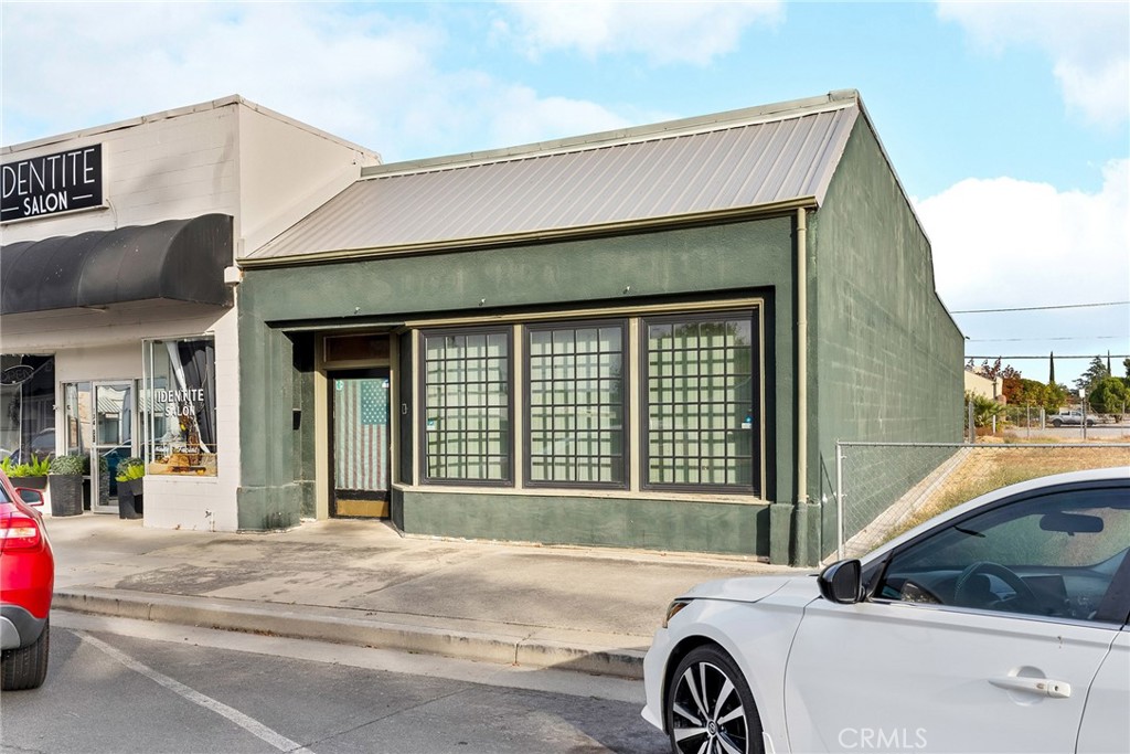 136 S Butte Street Property Photo 3
