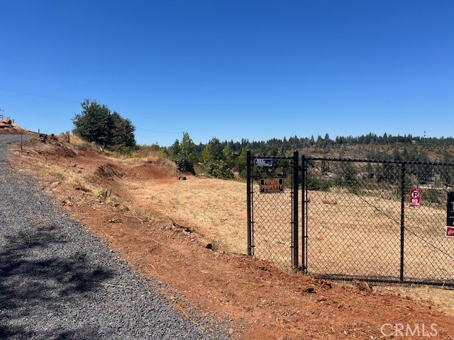 13807 Sugar Pine Drive Property Photo 8