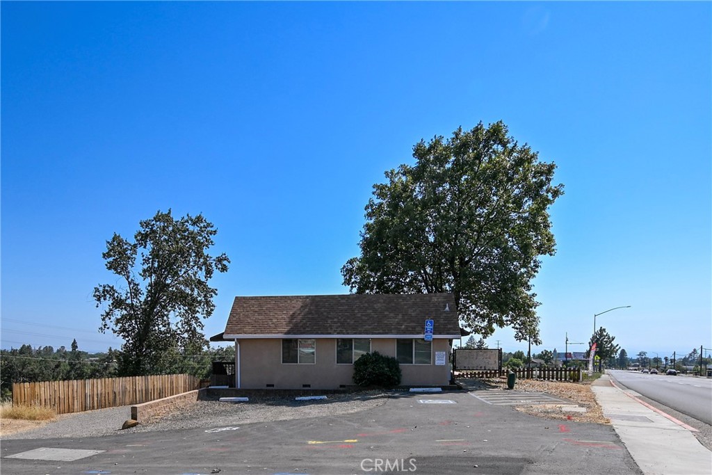 5610 Skyway Property Photo 1
