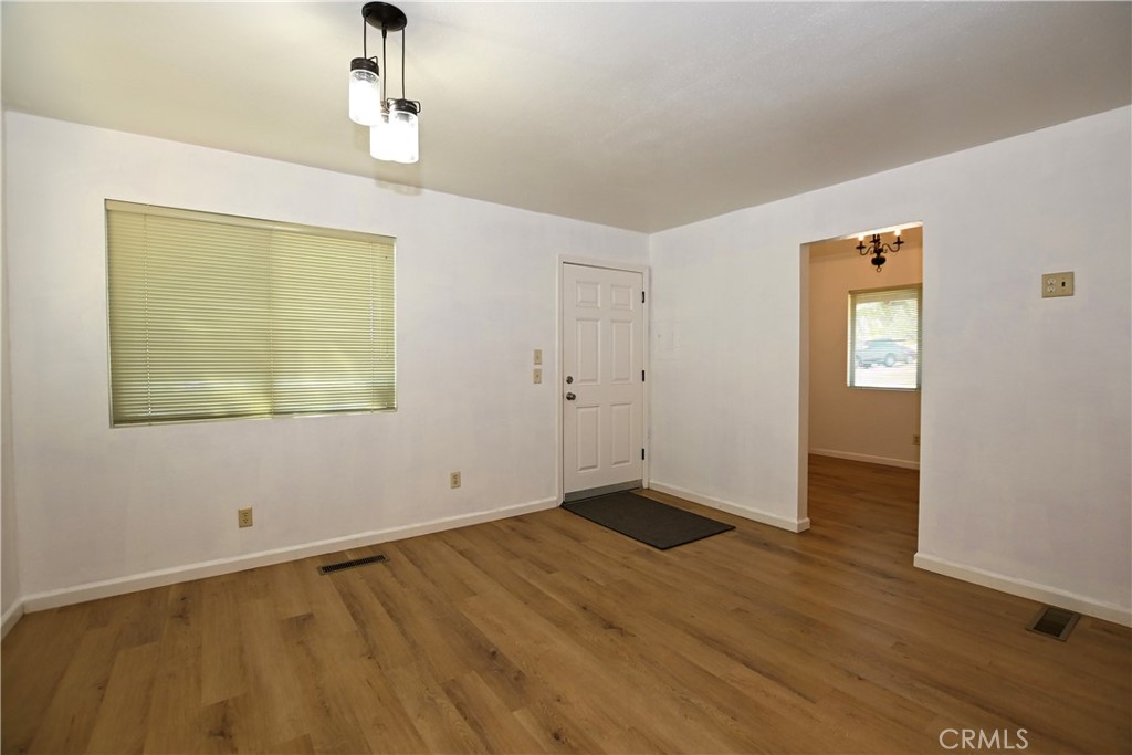 5610 Skyway Property Photo 4