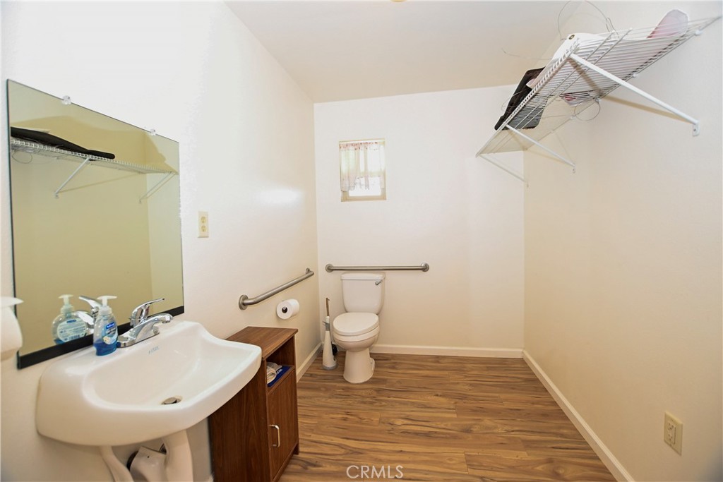 5610 Skyway Property Photo 12