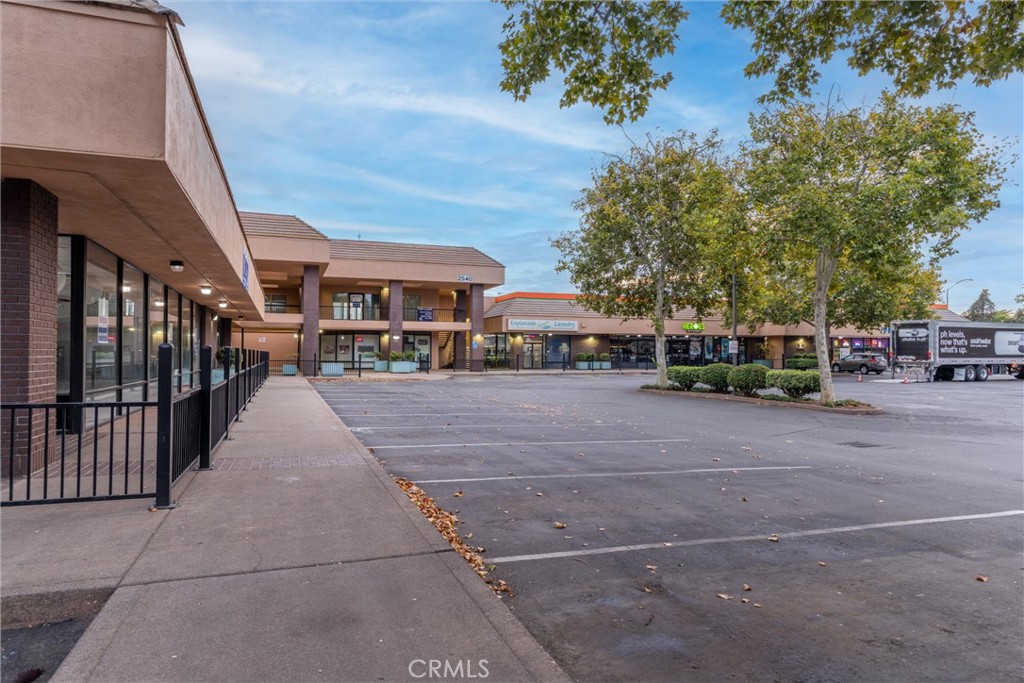2540 Esplanade Property Photo 18