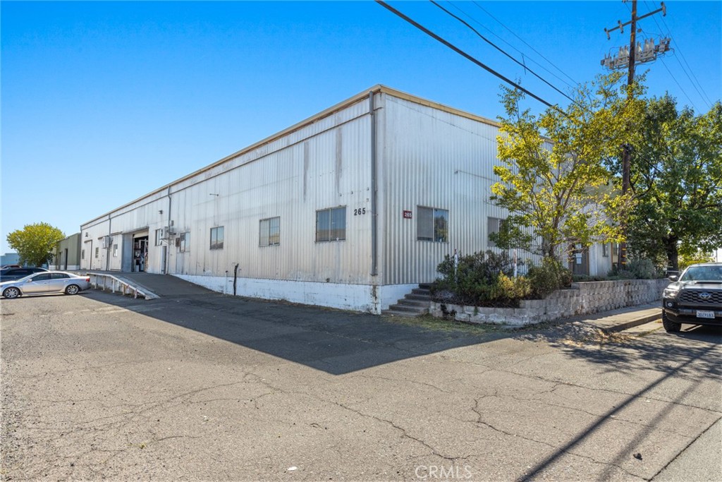 265 Boeing Avenue Property Photo 1