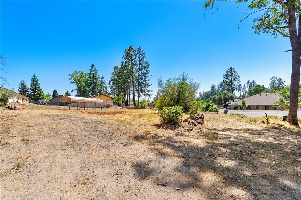 880 Elliott Road Property Photo 6