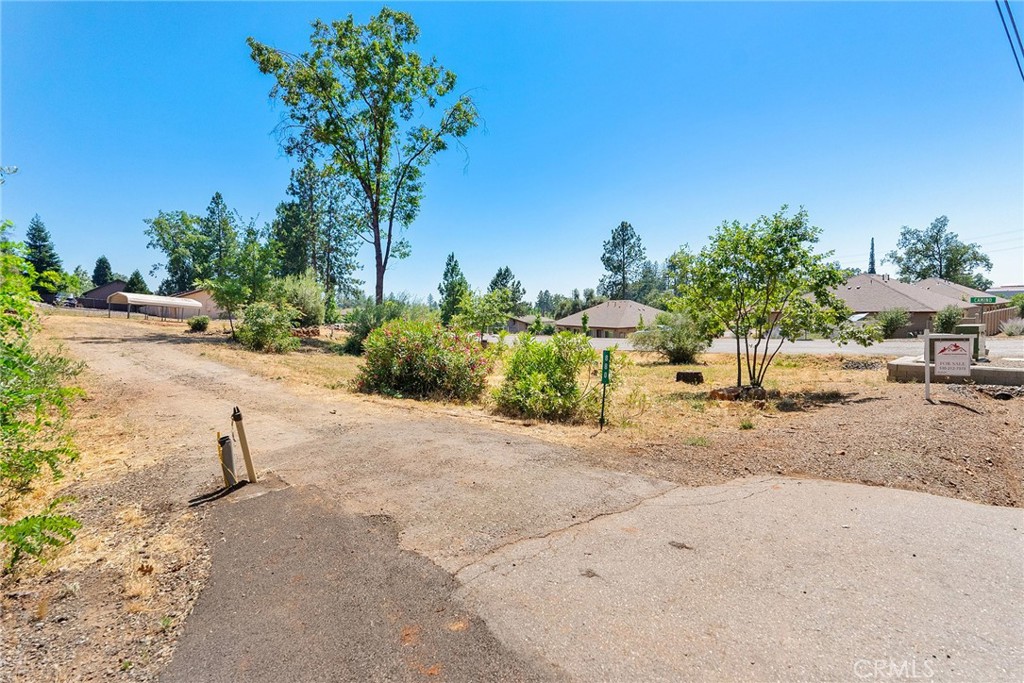 880 Elliott Road Property Photo 16