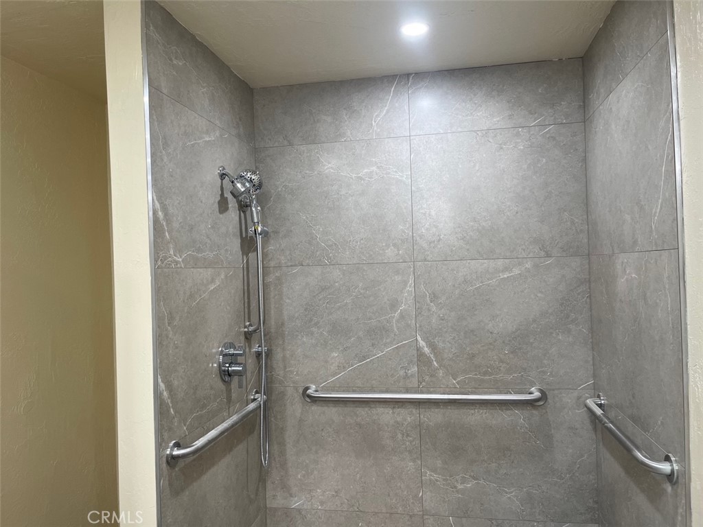 1790 Montgomery Property Photo 8