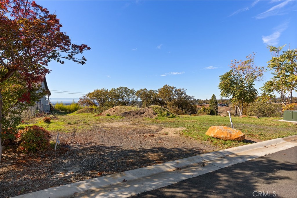 5605 Little Grand Canyon Property Photo 2