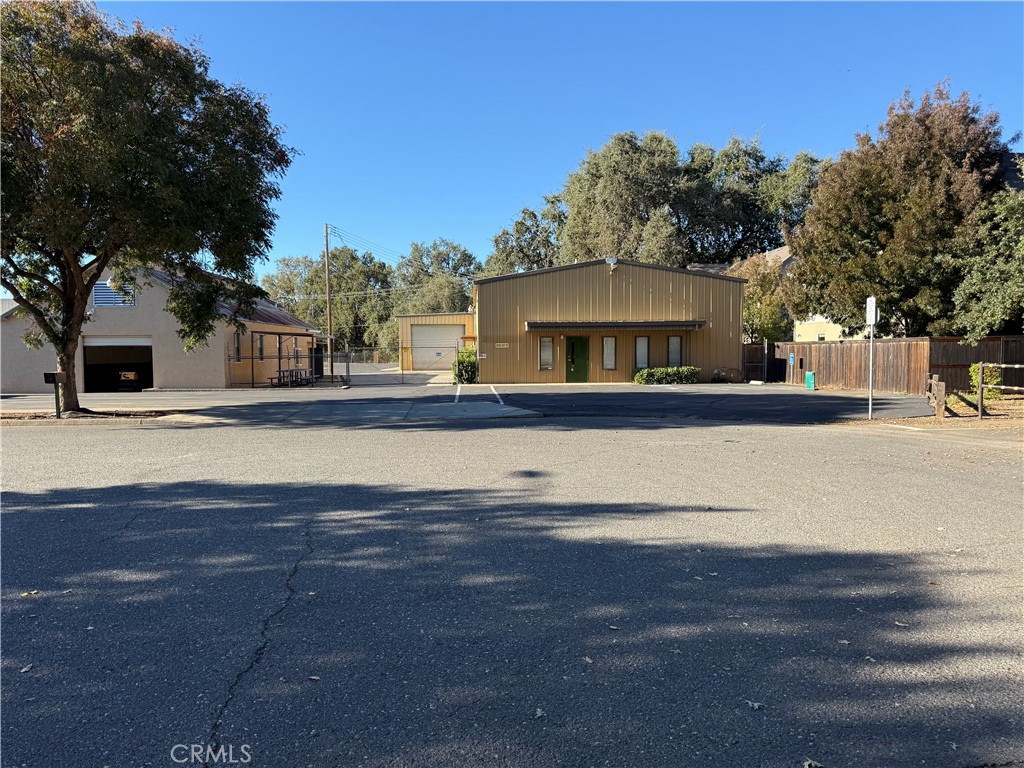 2244 Ivy Property Photo 1
