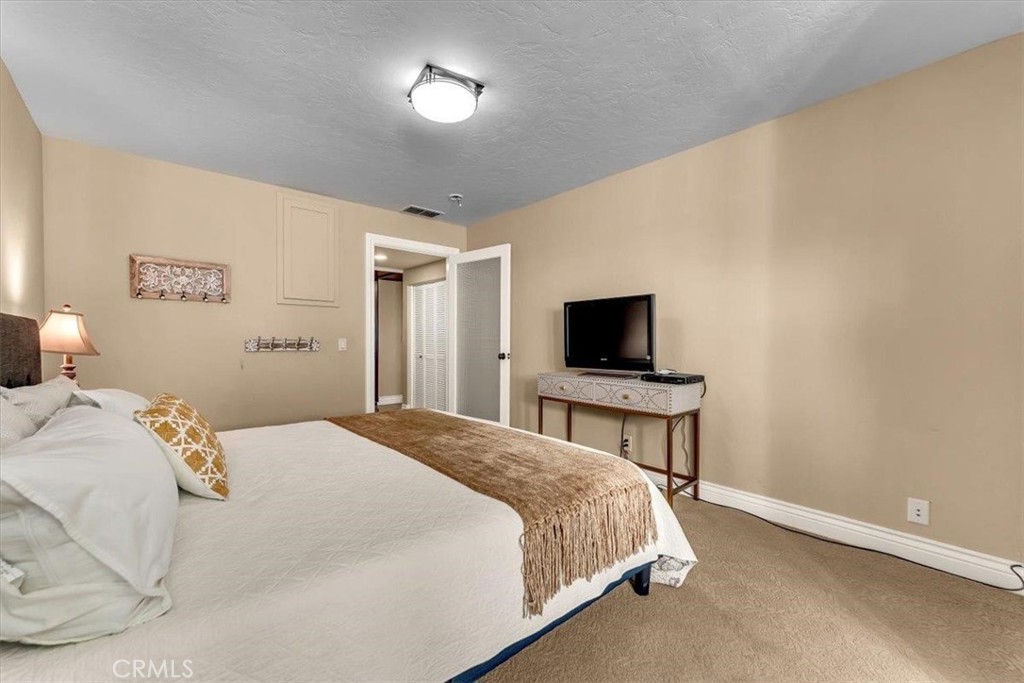 14807 Hilltop Drive Property Photo 32