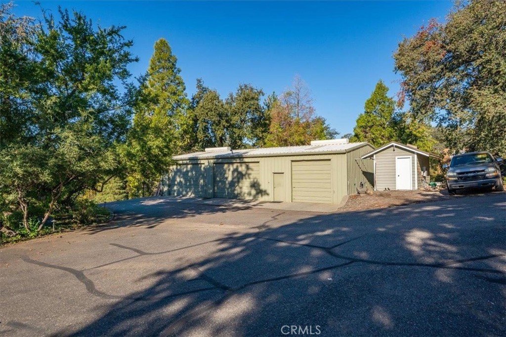 14807 Hilltop Drive Property Photo 53