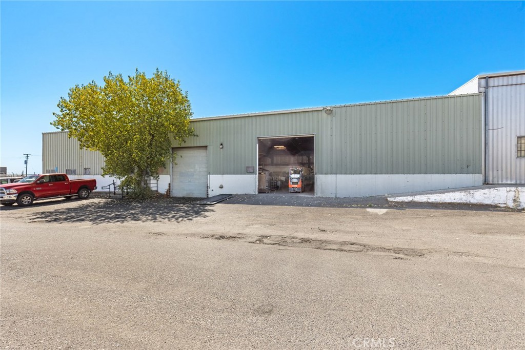 651 Thunderbolt Street Property Photo 1