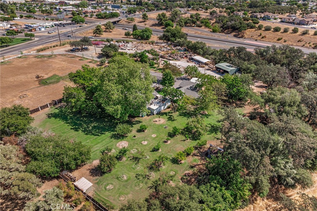 405 Grand Property Photo 11
