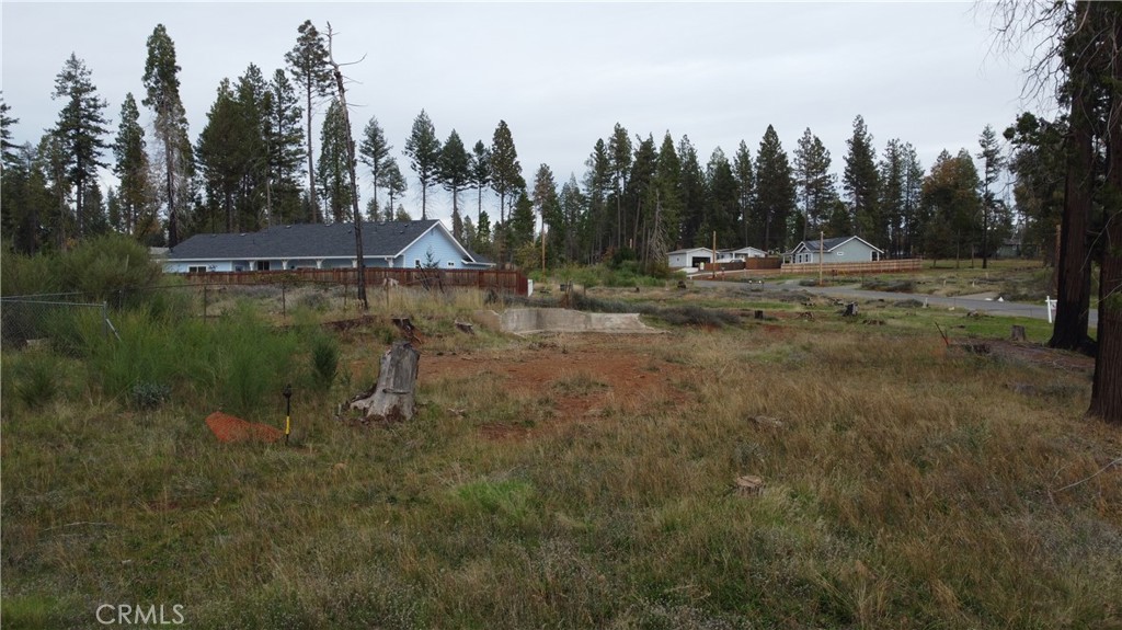13781 W Park Drive Property Photo 3