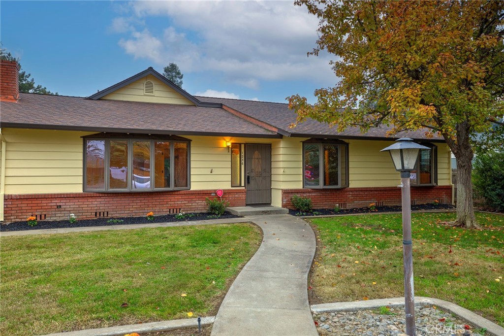 1236 Glenwood Avenue Property Photo 4