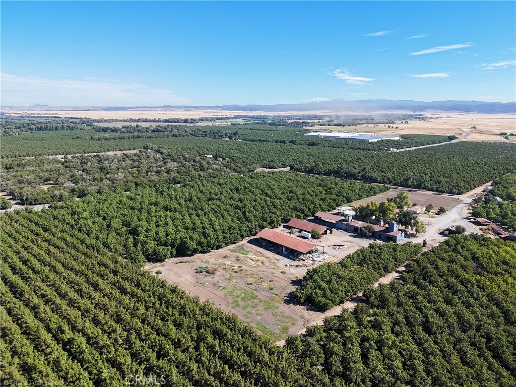 4215 Stephens Road Property Photo 3
